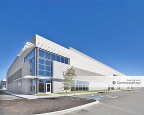 301 Business Center - Bldg 100
