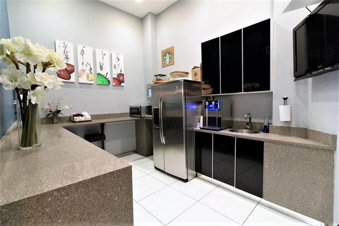 Jay Suites - Grand Central