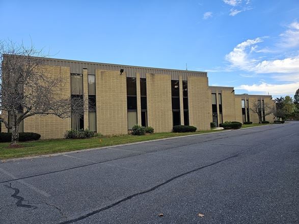 526 Boston Post Rd