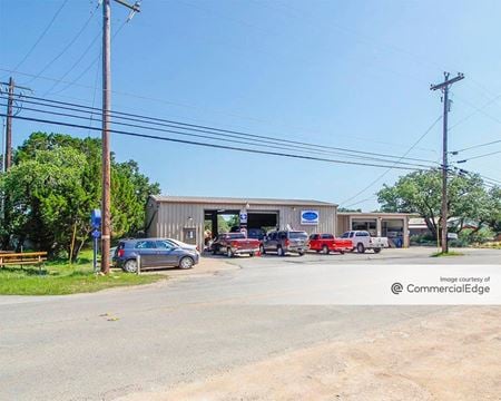 Photo of commercial space at 201 Farm to Market Road 3237 in Wimberley