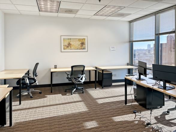 KS, Overland Park - Lighton Tower