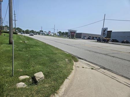 Photo of commercial space at 326 US-20 E in Michigan City