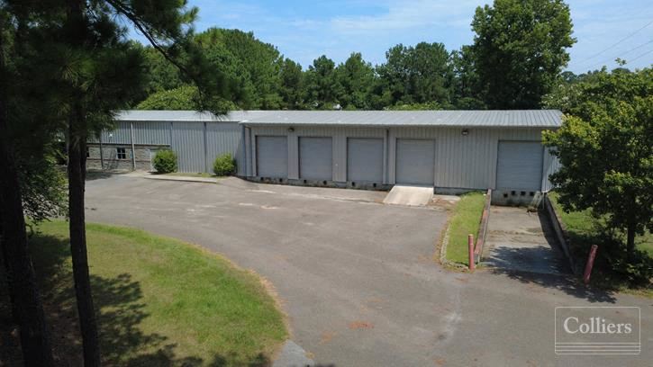 ±9,900-SF Free-Standing Office/Warehouse in Ladson