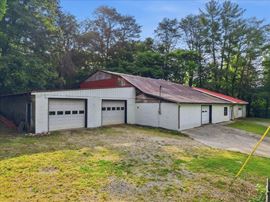 2633 Harriman Hwy