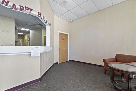 ±1,200 SF Office/Retail for Lease - Garland