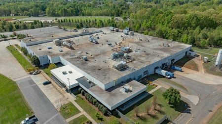 Photo of commercial space at 250 Old Murdock Rd in Troutman