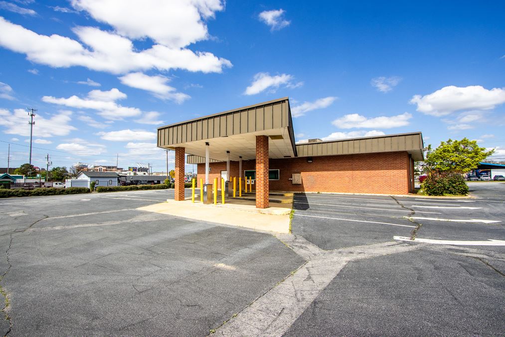 1401 Bluff Road