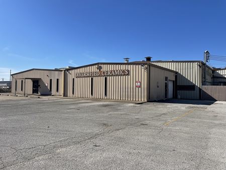 Photo of commercial space at 1501 N Gordon St in Alvin