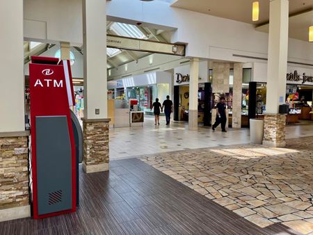 K14      Space Photo Gallery 3