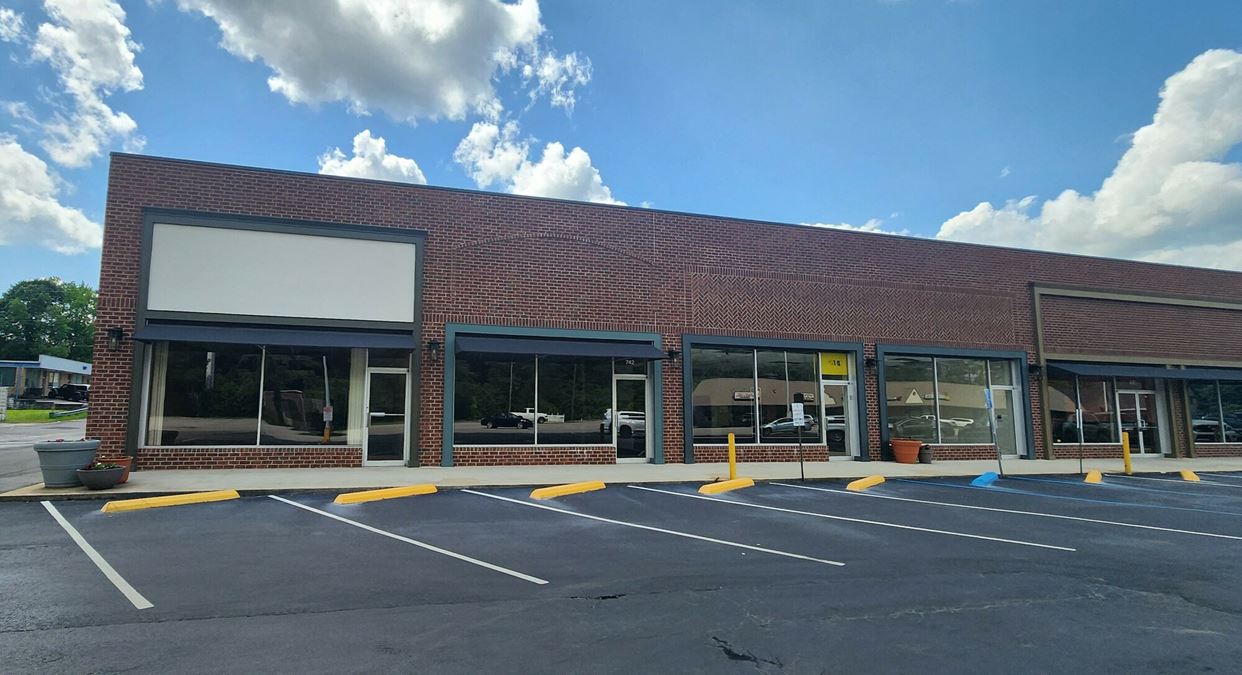 Shades Mountain Plaza