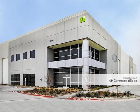 Photo of commercial space at 2250 East Bardin Road in Arlington