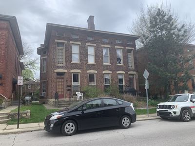 615-619 Oak Street