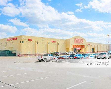 Retail space for Rent at 1330 North Town East Blvd in Mesquite