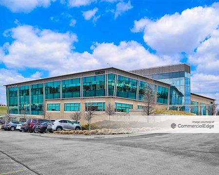 Office space for Rent at 430 Warrenville Road in Lisle