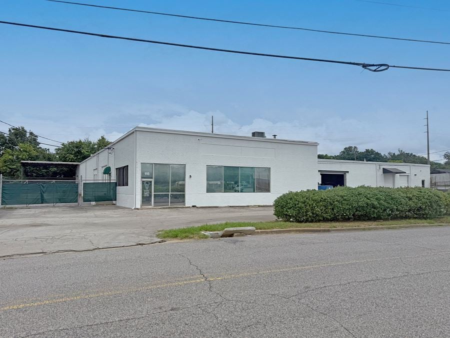 113 45th Place North
