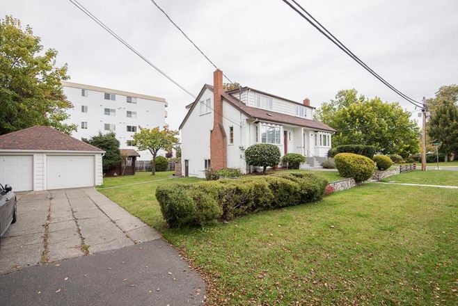 2634 Currie Road