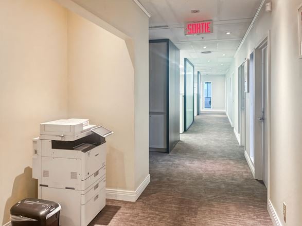 Regus - Montreal - Boul Cremazie