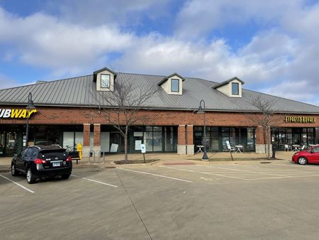 Photo of commercial space at 2407 Village Green Pl in Champaign