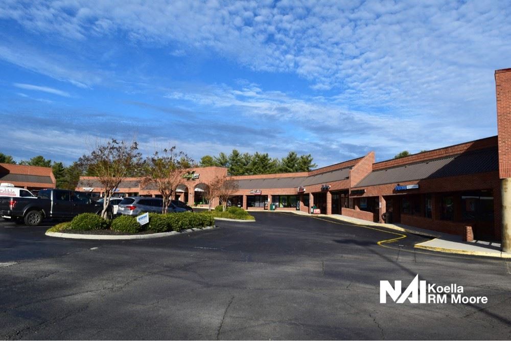 Market Place Shopping Center 9355 Kingston Pike, Knoxville, TN