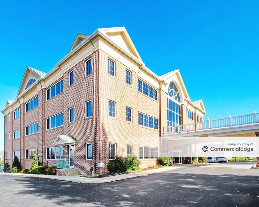 Codorus Valley Corporate Center 105 Leaders Heights Road, York, PA