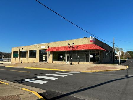 Retail space for Rent at 115 East Court Street in Atoka