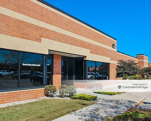 Madison East Business Center - 4602 & 4610 South Biltmore Lane