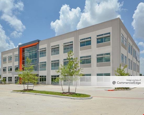 Spring Medical Plaza