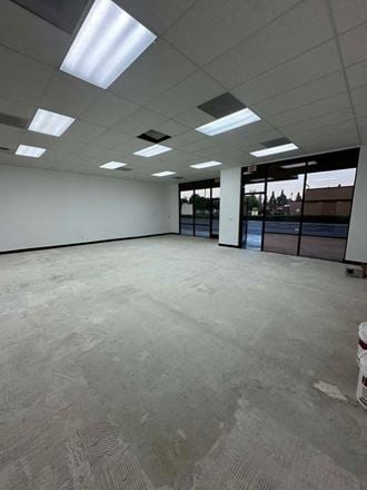 Lakewood Plaza