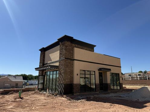 Retail Pad with Drive-Thru