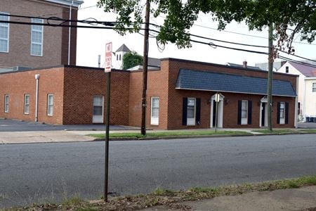 Office space for Rent at 305 Charlotte St in Fredericksburg