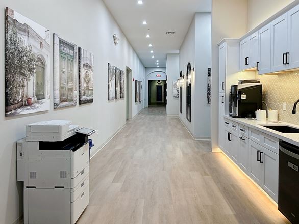 Regus - Gilbert - W Elliot Rd