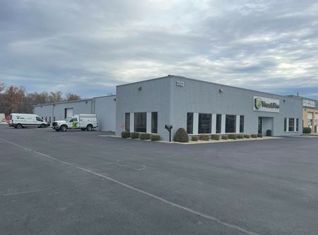 Photo of commercial space at 3303 Fern Valley Road in Louisville