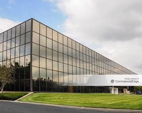 2 Corporate Center Drive