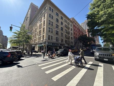 Retail space for Rent at 1369 Madison Ave in New York