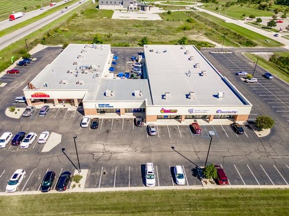 Pine Creek Plaza