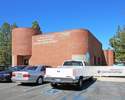2200 & 2230 Lynn Road
