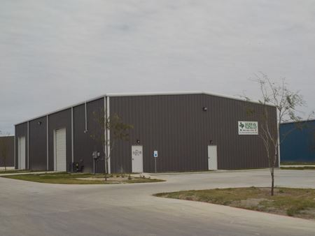 Commercial space for Rent at 5001 Logans Run in Harlingen