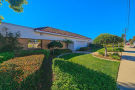 645 E Elder St