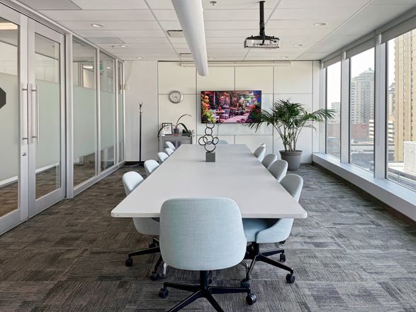 Regus - Calgary - 903-8th Ave SW