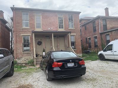 615-619 Oak Street