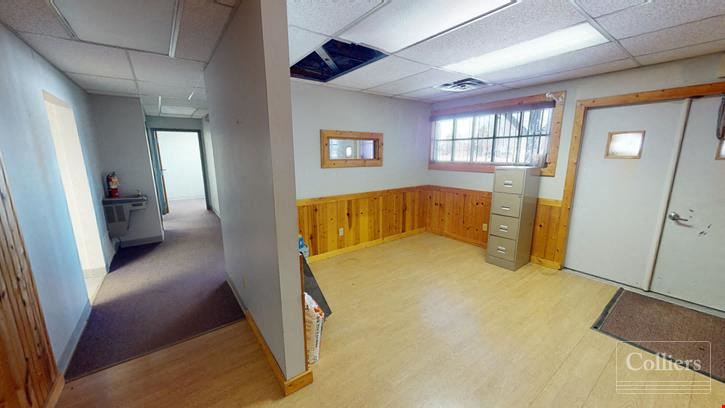 Freestanding Office/Retail Building | St. Johns, MI