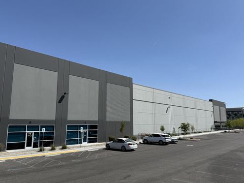 *Sublease* ±103K SF office/warehouse - West Henderson