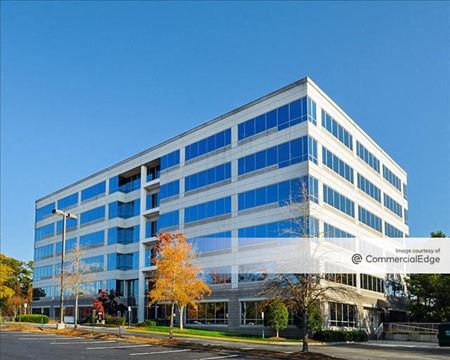 Office space for Rent at 6200 The Corners Pkwy in Norcross