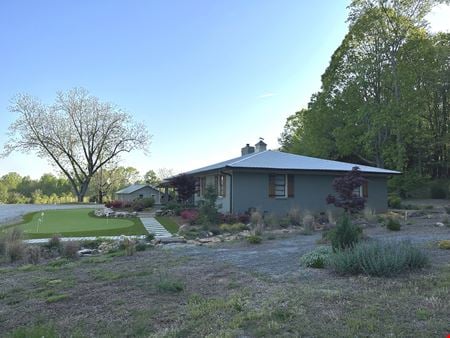 Office space for Rent at 5662 Cemetery Rd in Lula