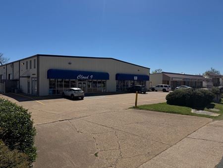 Retail space for Rent at 2060 E Texas St in Bossier City