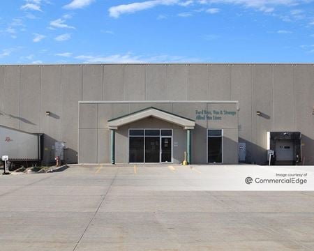 Industrial space for Rent at 11906 Centennial Road in LaVista