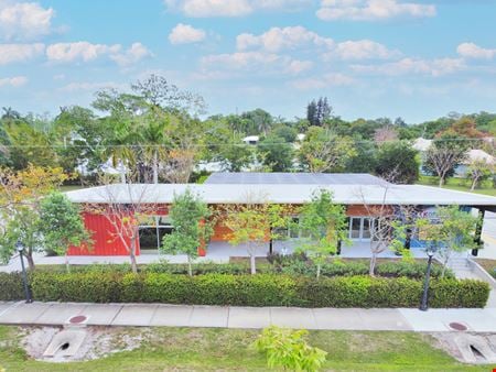 Retail space for Rent at 6051 Bayshore Dr in Naples