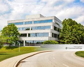 Corporate 500 Centre - 500 Lake Cook Road