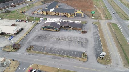 Former Freestanding Restaurant on 1.31 AC - Scottsboro