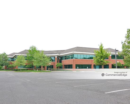 655-800 Business Center Drive
